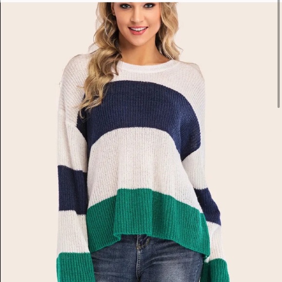 JUST IN ‼️NAVY IVORY GREEN SOFT SWEATER- Sweater - Picture 2 of 8